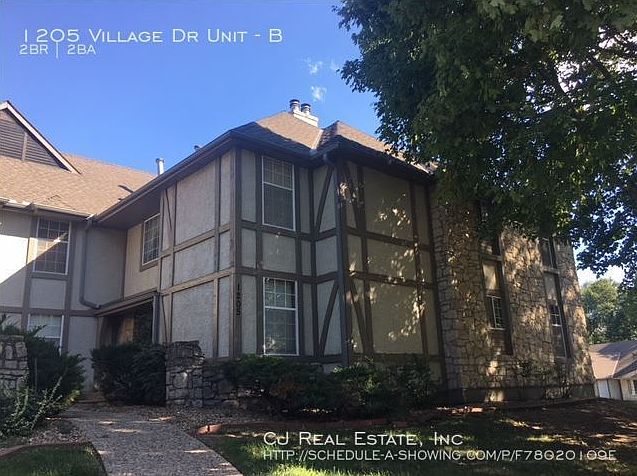 1st image of 1205 NW Village Dr