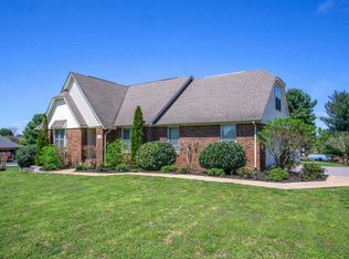 1001 Tom Osborne Rd, Columbia, TN 38401