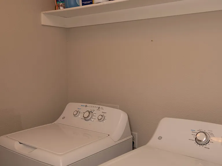1324 S Morningside Dr — Photo 13