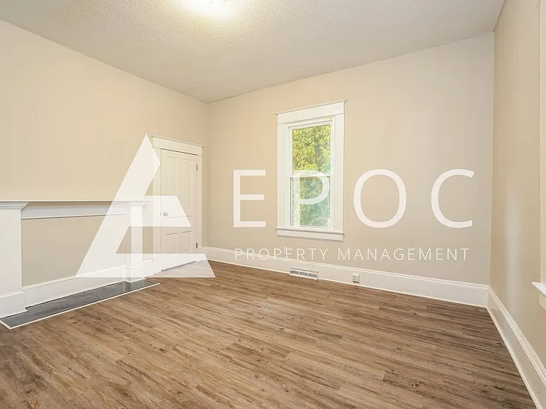 705 Salisbury Ridge Rd — Photo 7