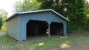 5th image of 963 NE Reservoir Ln