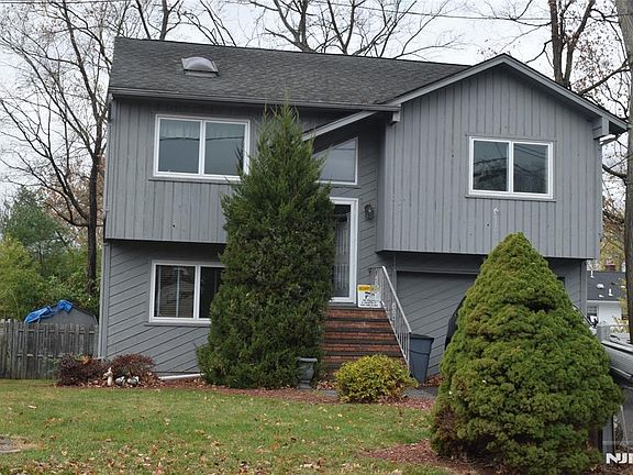 2nd image of 27 3rd Avenue