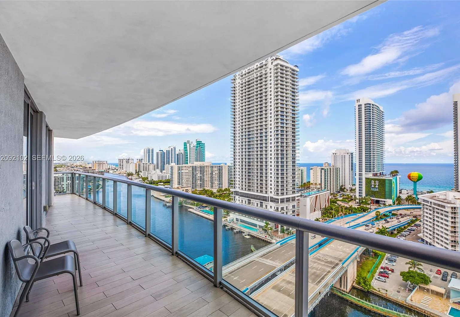 Beachwalk Condominium — Photo 2