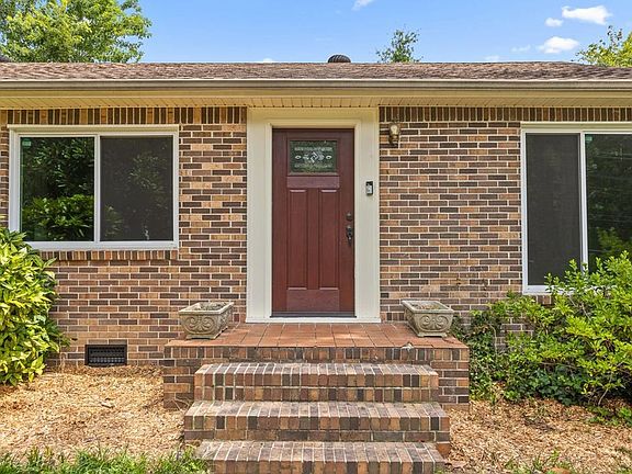 2nd image of 1152 Tamarack Trl