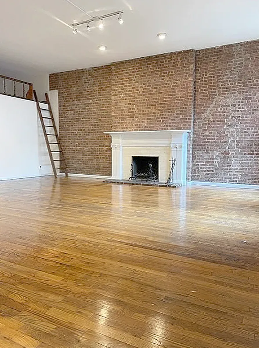 Building Photo - 24 W 76th St #3R