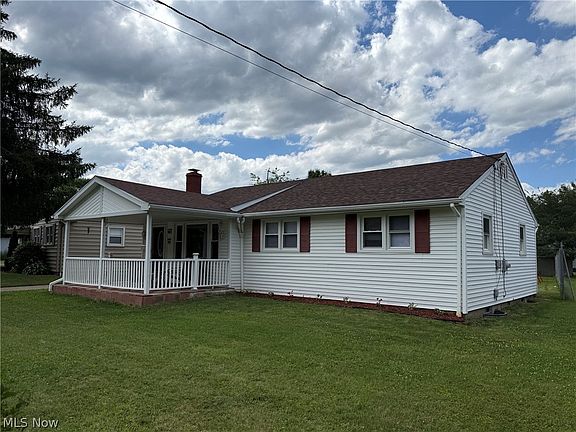 2nd image of 448 Meadowbrook Ave