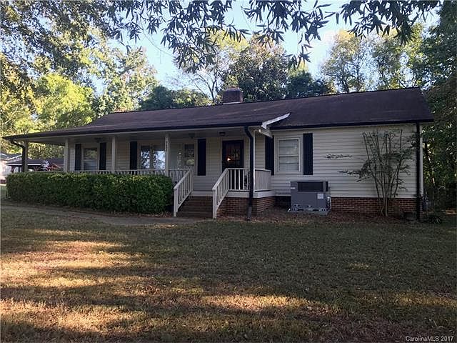 1st image of 3053 W Franklin Blvd