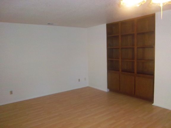 5th image of 43050 Victorville Pl