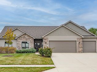 13038 Silk Tree Trl, Fort Wayne, IN 46814