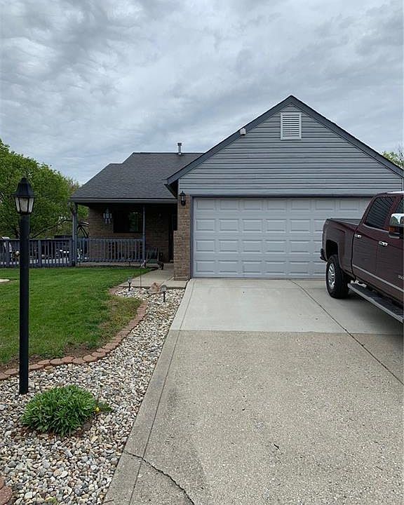 1st image of 4012 Harmony Dr