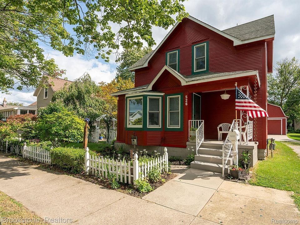 1st image of 526 Monroe Ave