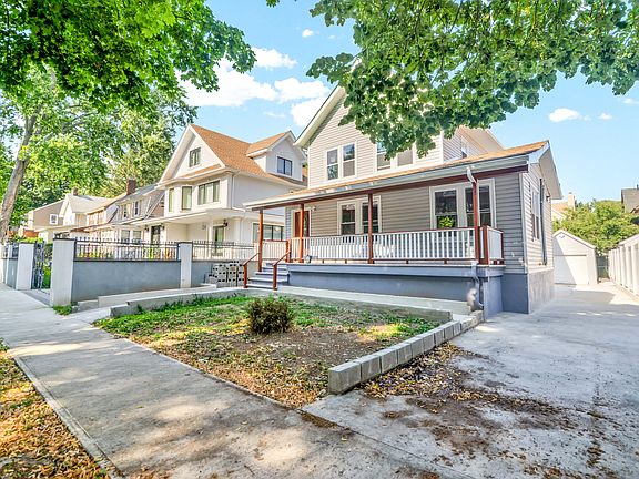 3rd image of 8433 116th St