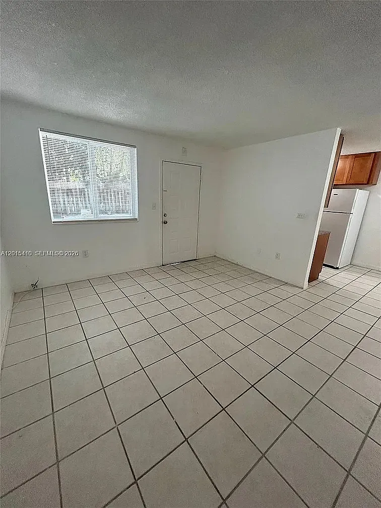 1 bed, 750 sqft, $1,700 — Photo 3