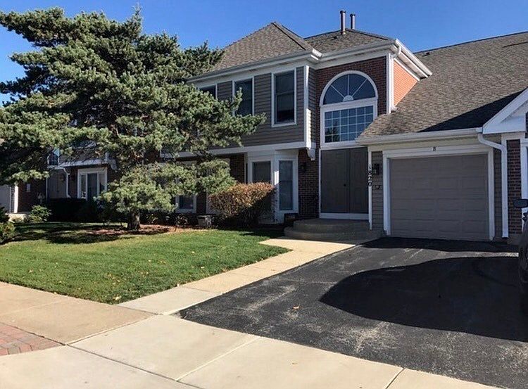 1st image of 1820 Fox Run Dr Unit B