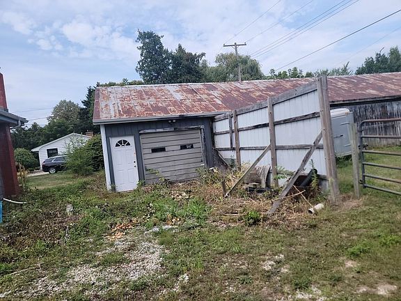 5th image of 5180 Center St