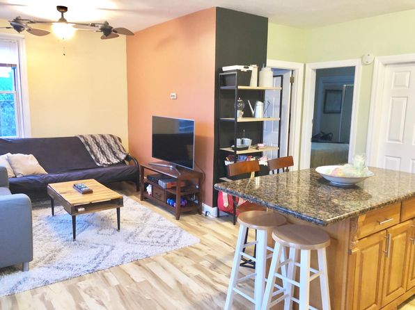 83 America St #6J
