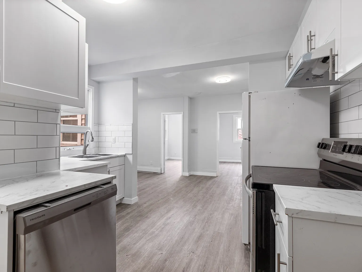 2 bed, $1,650 — Photo 2