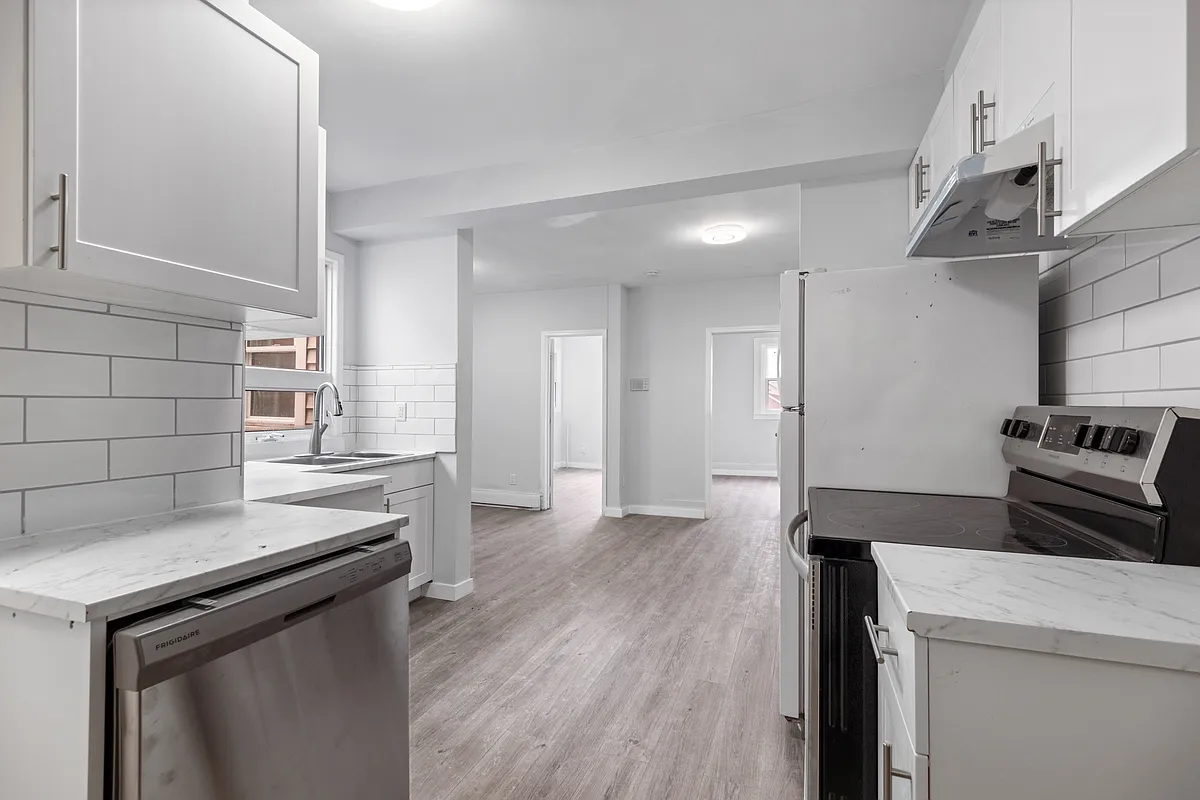 Building Photo - 1292 Parent Ave #10