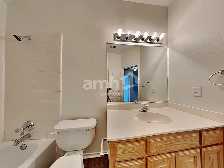 1481 Apenzell Ln — Photo 17