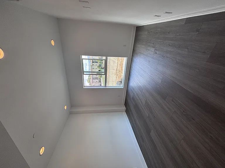 Dos Lagos Townhomes — Photo 11