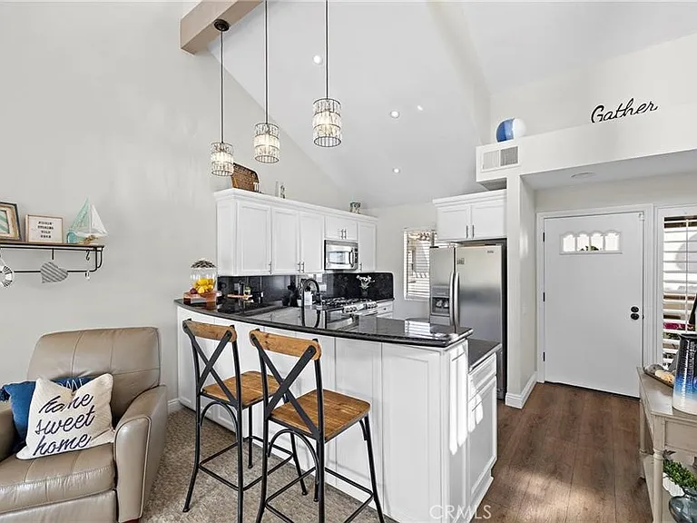 13 Brisa Del Lago — Photo 4