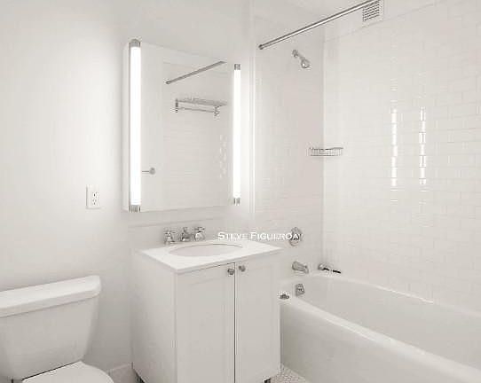 4th image of 4720 Center Blvd APT 2406
