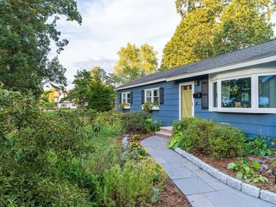 10 Mansur St, North Chelmsford, MA, 01863