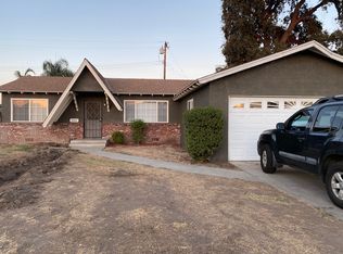 3422 S Hall St, Visalia, CA 93277