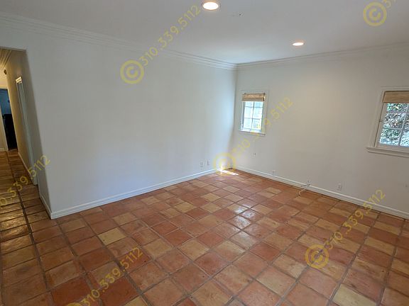 3rd image of 118 S Camden Dr #D