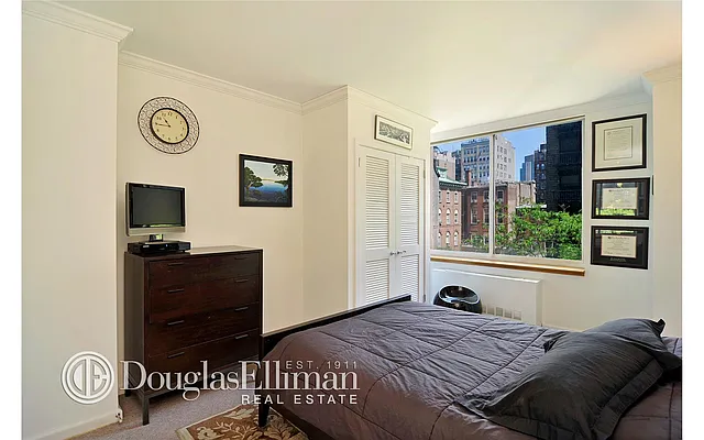 Rented by Douglas Elliman | media 13
