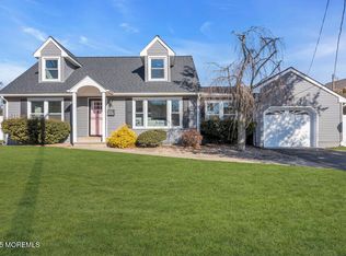37 Vanderbilt Ave, Leonardo, NJ 07737