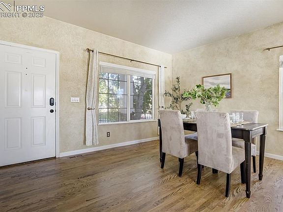 5th image of 8290 Clifton Dr