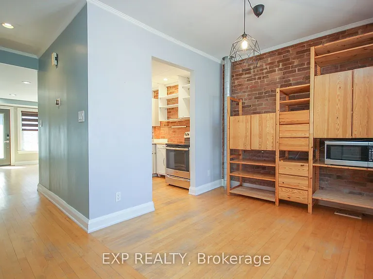 114 Sweetland Ave — Photo 11