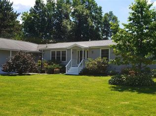 1040 Raymond Rd, Malta, NY 12020