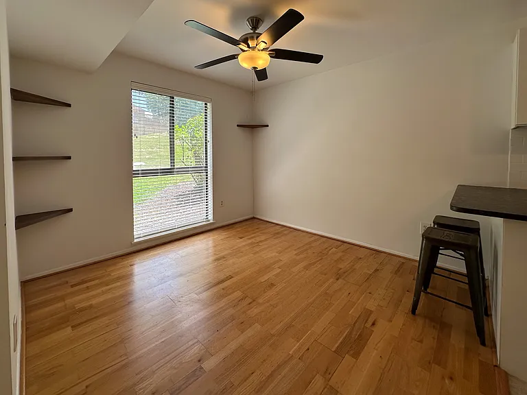 2052 Royal Fern Ct #2B — Photo 3