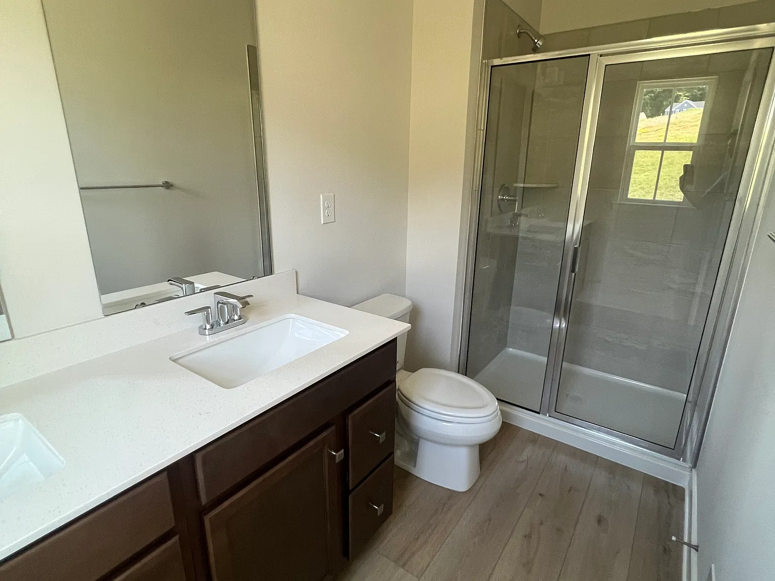 3 bed, 1920 sqft, $3,050 — Photo 3