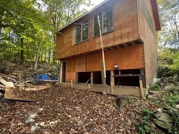 145 Hulls Hill Road, Southbury, CT 06488
