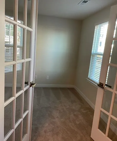 1121 Newell Towns Ln — Photo 2
