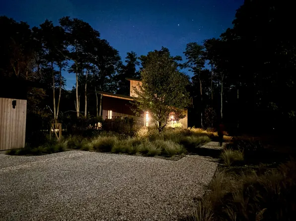 56 N Menantic Rd #B, Shelter Island, NY 11964