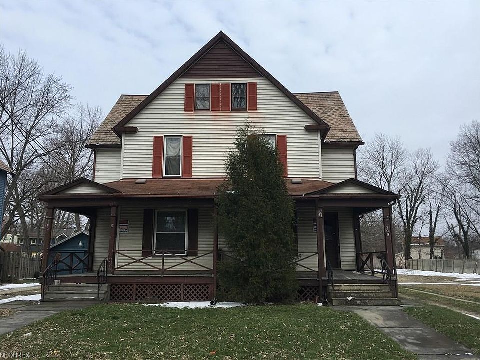 1st image of 700-702 Vine Ave NE