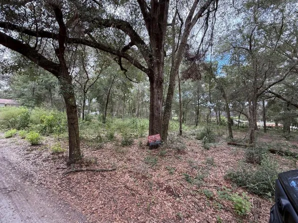 10185 Creekfield Rd, Brooksville, FL 34613