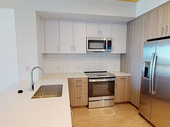 2nd image of 3203 W 17th Ave #630