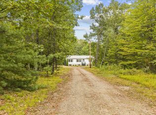 25 Middle Rd, Kennebunk, ME 04043