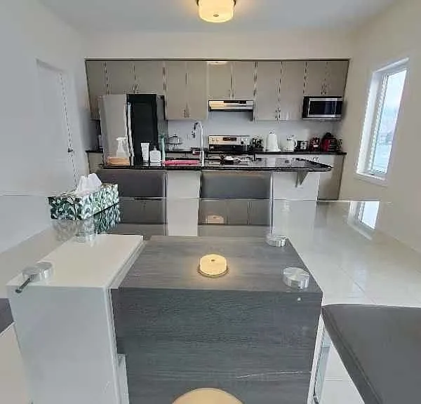 3737 Lakepoint Dr — Photo 3
