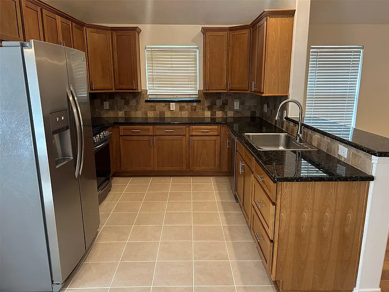 5523 Autumn Ash Ln — Photo 8