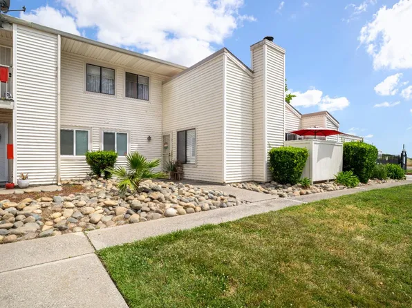 2524 Winchester Dr #3, Lodi, CA 95240