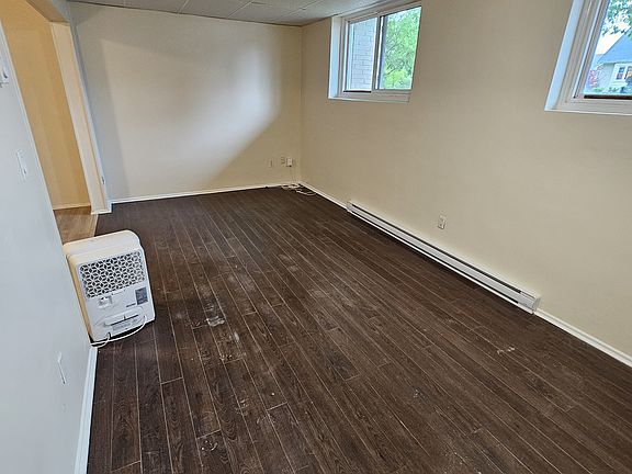 3rd image of 847 Johnson St #1B