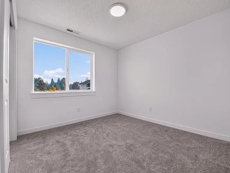 21444 Livingston Dr — Photo 19