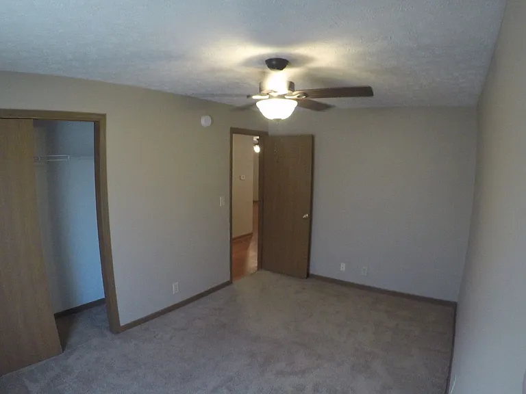 Crosspoint Apartments — Photo 30