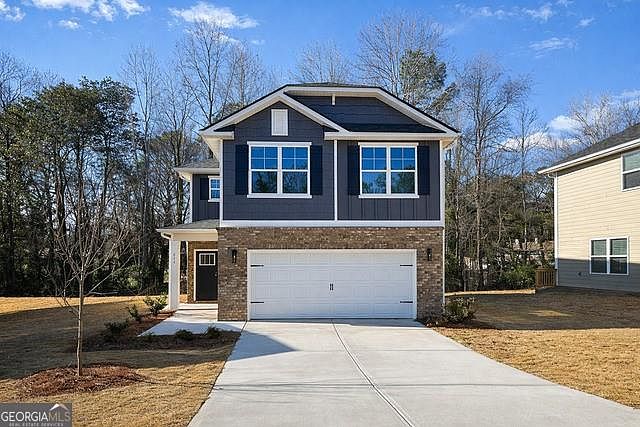 1st image of 146 Chaucer Ln